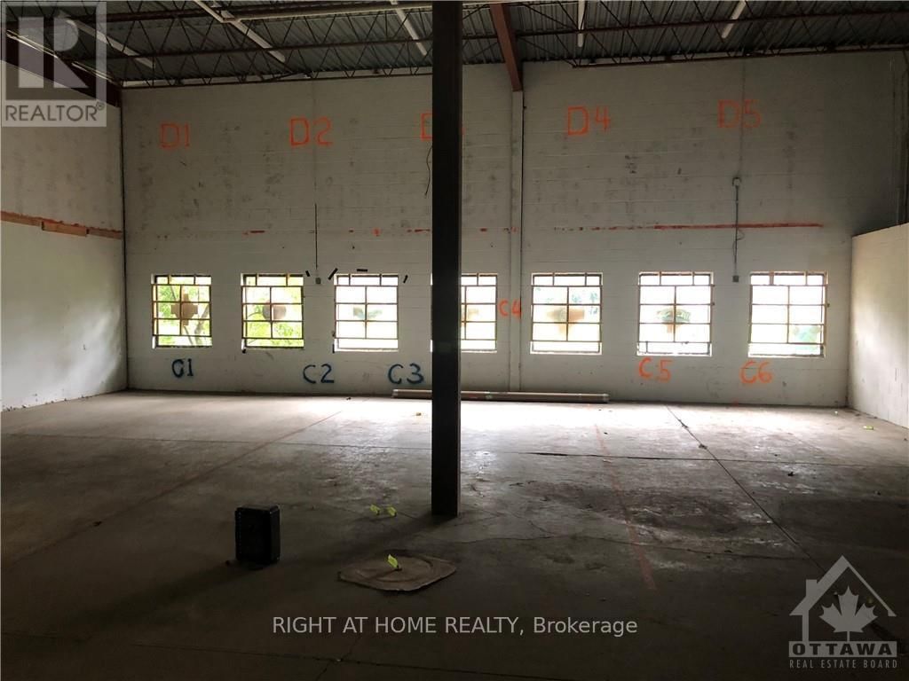 716 INDUSTRIAL AVENUE Image 11