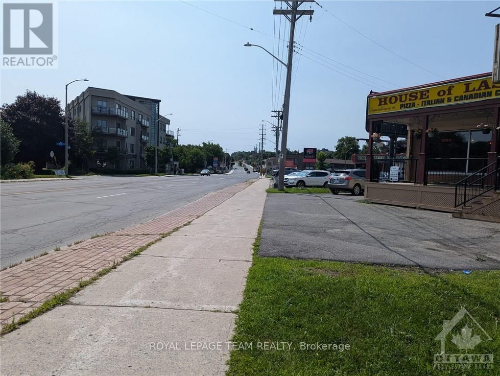 1 - 978 MERIVALE ROAD Image 11