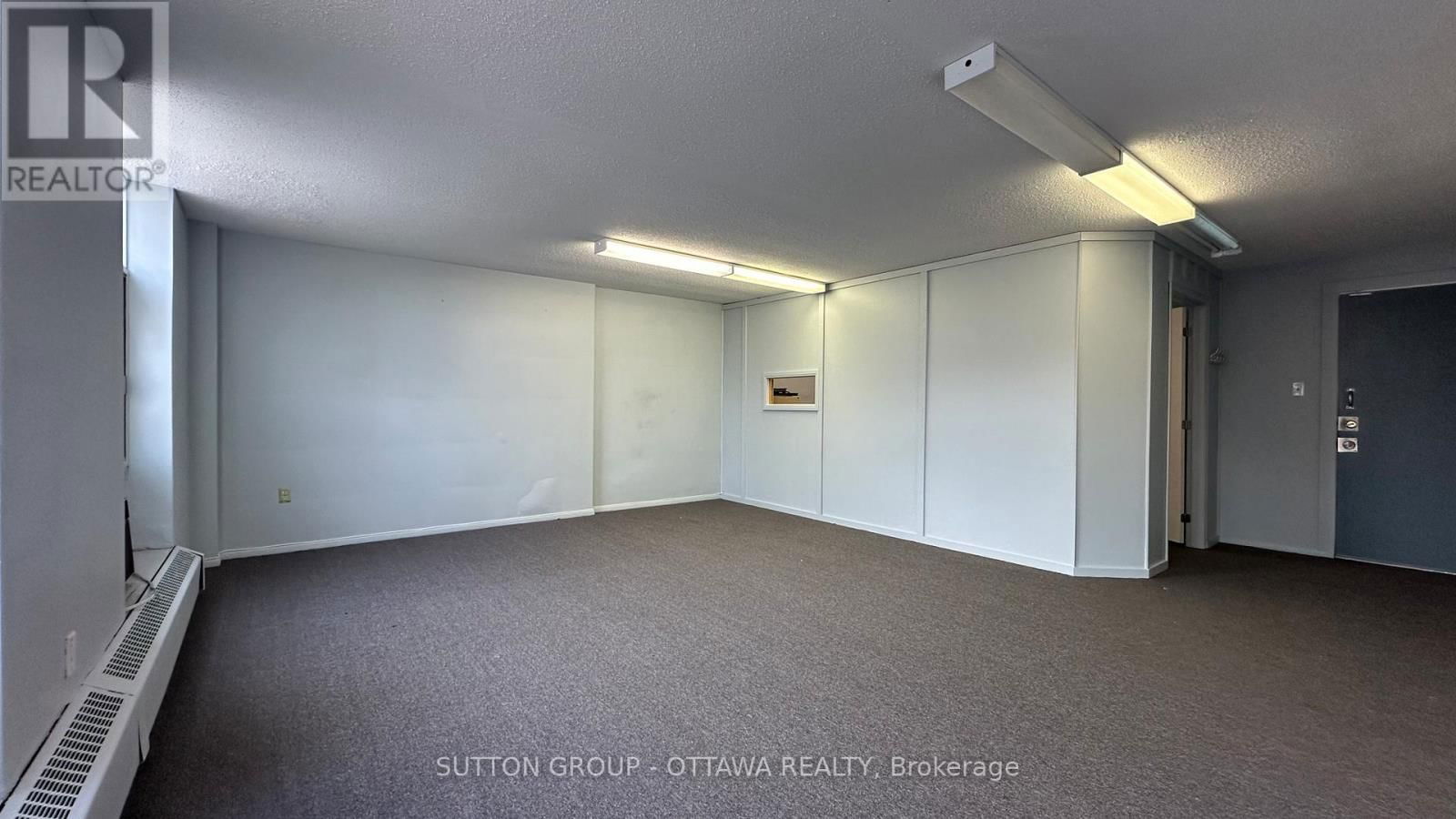 205 - 1061 MERIVALE ROAD Image 3