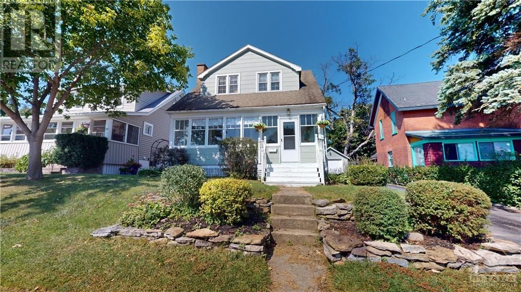 166 JAMES STREET E Image 1