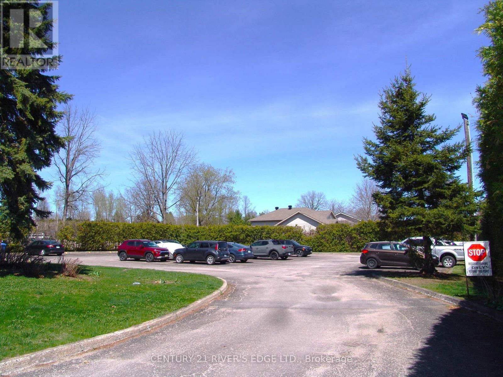 305 - 95 WINDSOR DRIVE Image 27