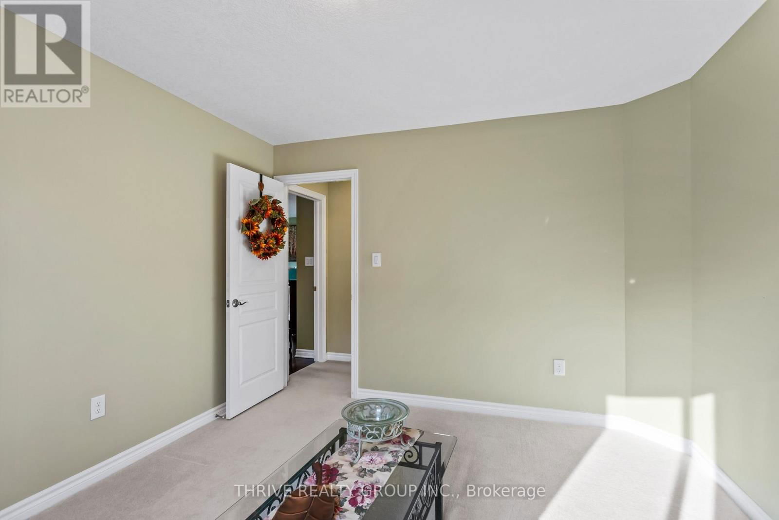 877 TEAKWOOD LANE Image 36