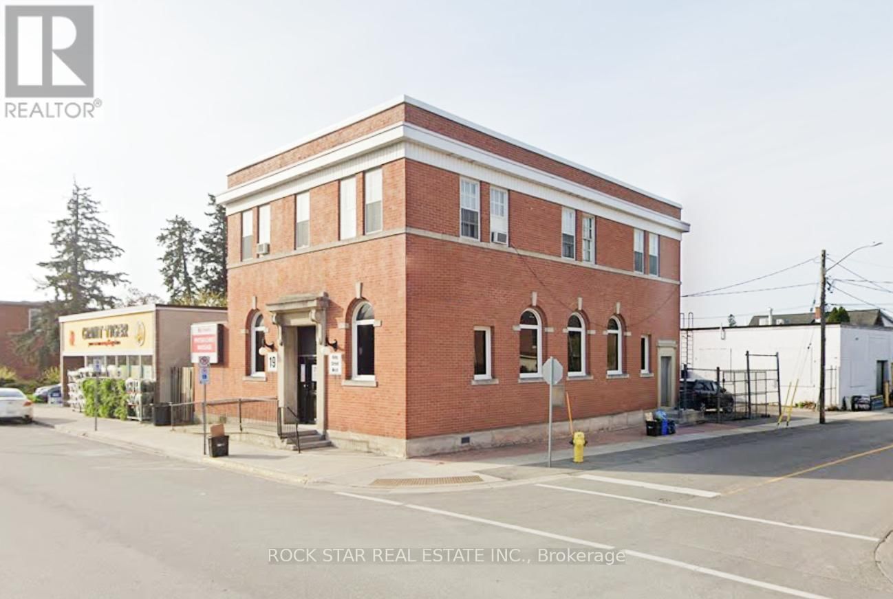 19 KING STREET W Image 1