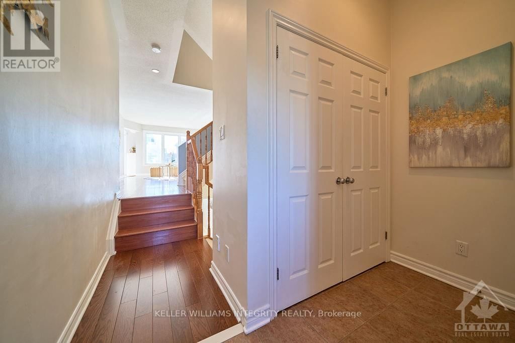 348 SELENE WAY Image 3