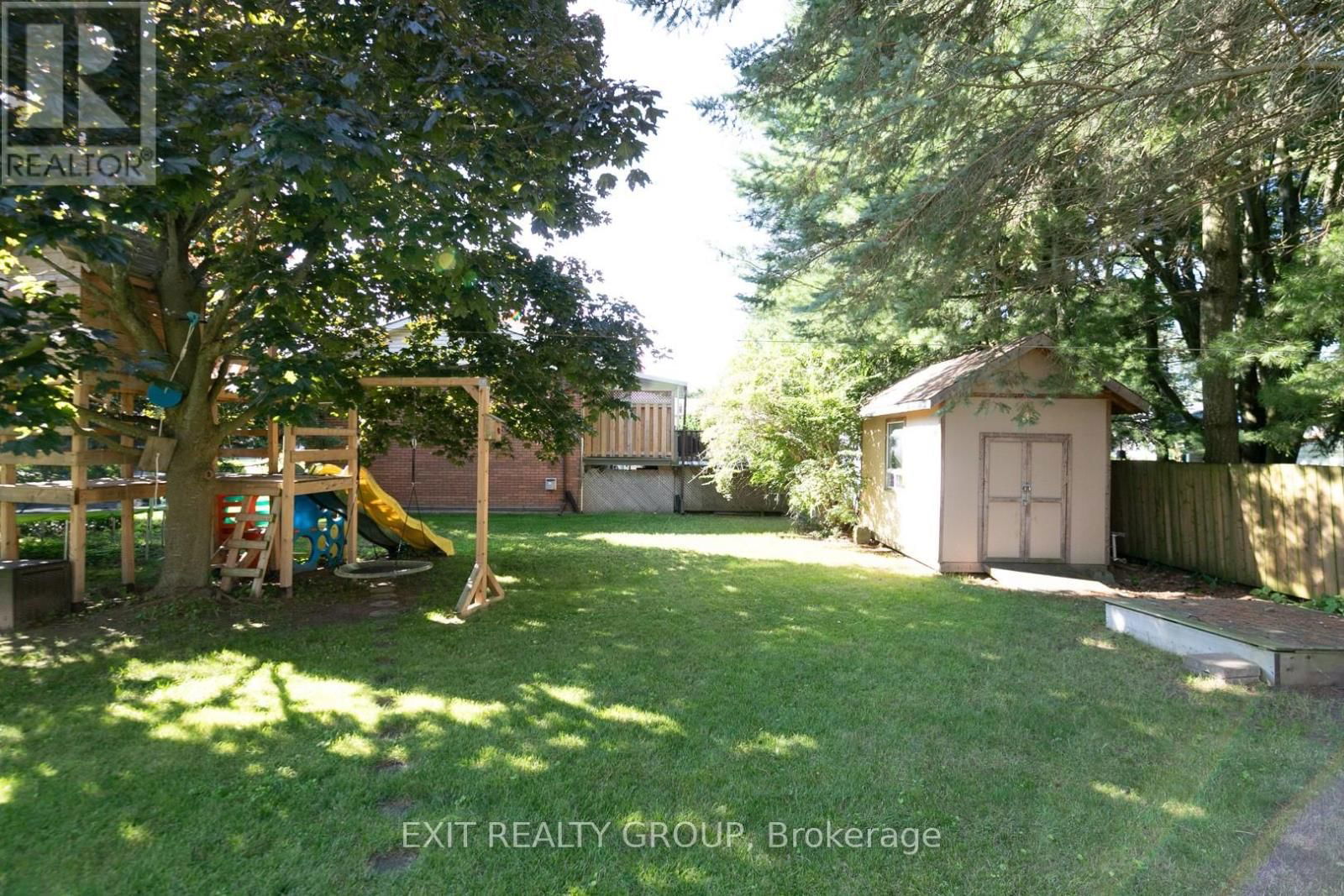 6 IROQUOIS AVENUE Image 27