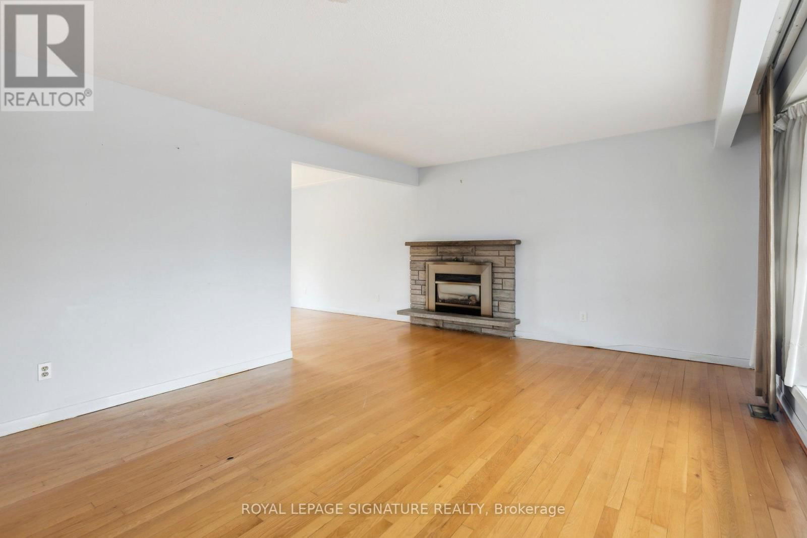 1465 FISHER AVENUE Image 7