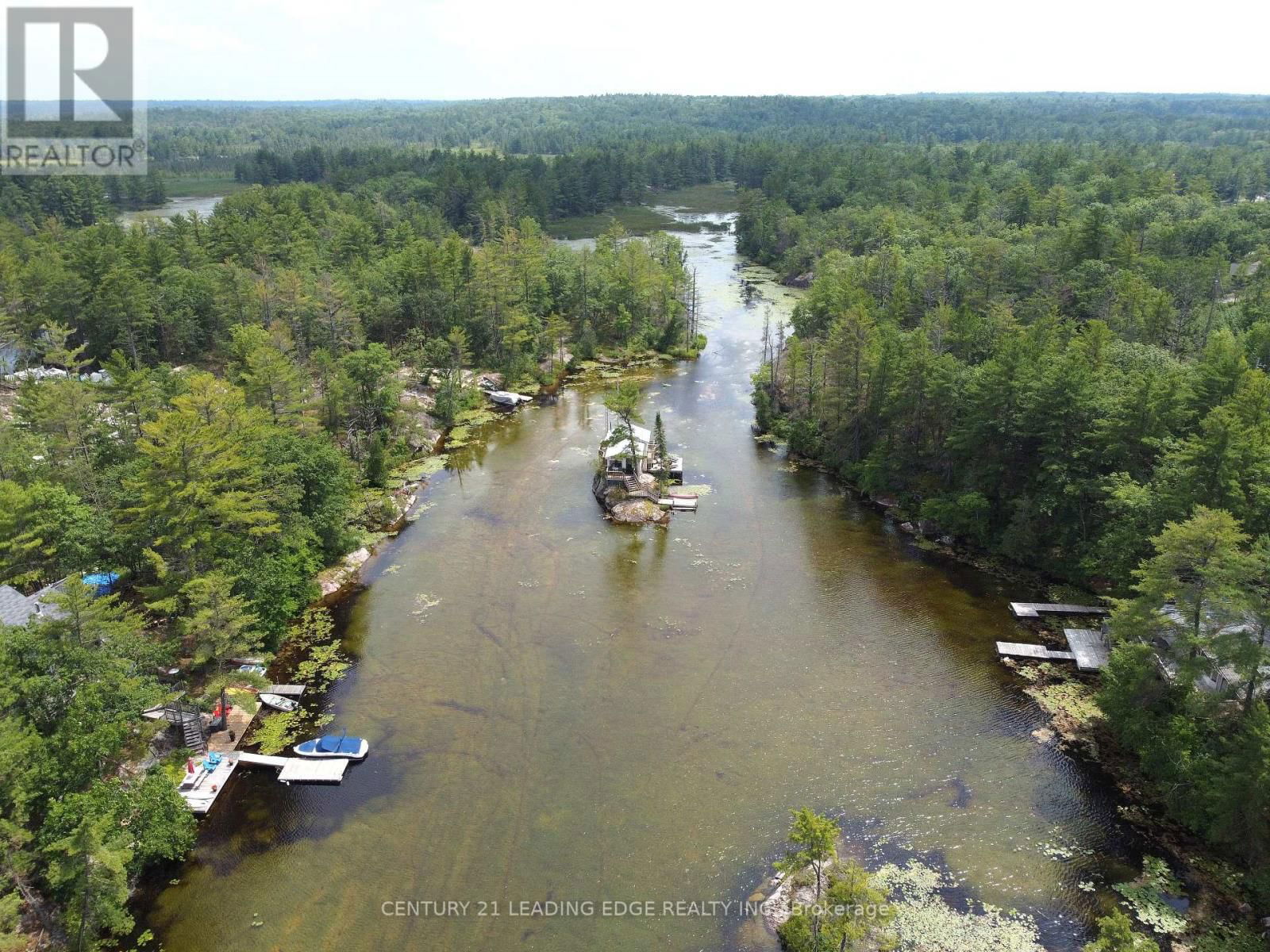 3402 ISLAND 340 Image 16