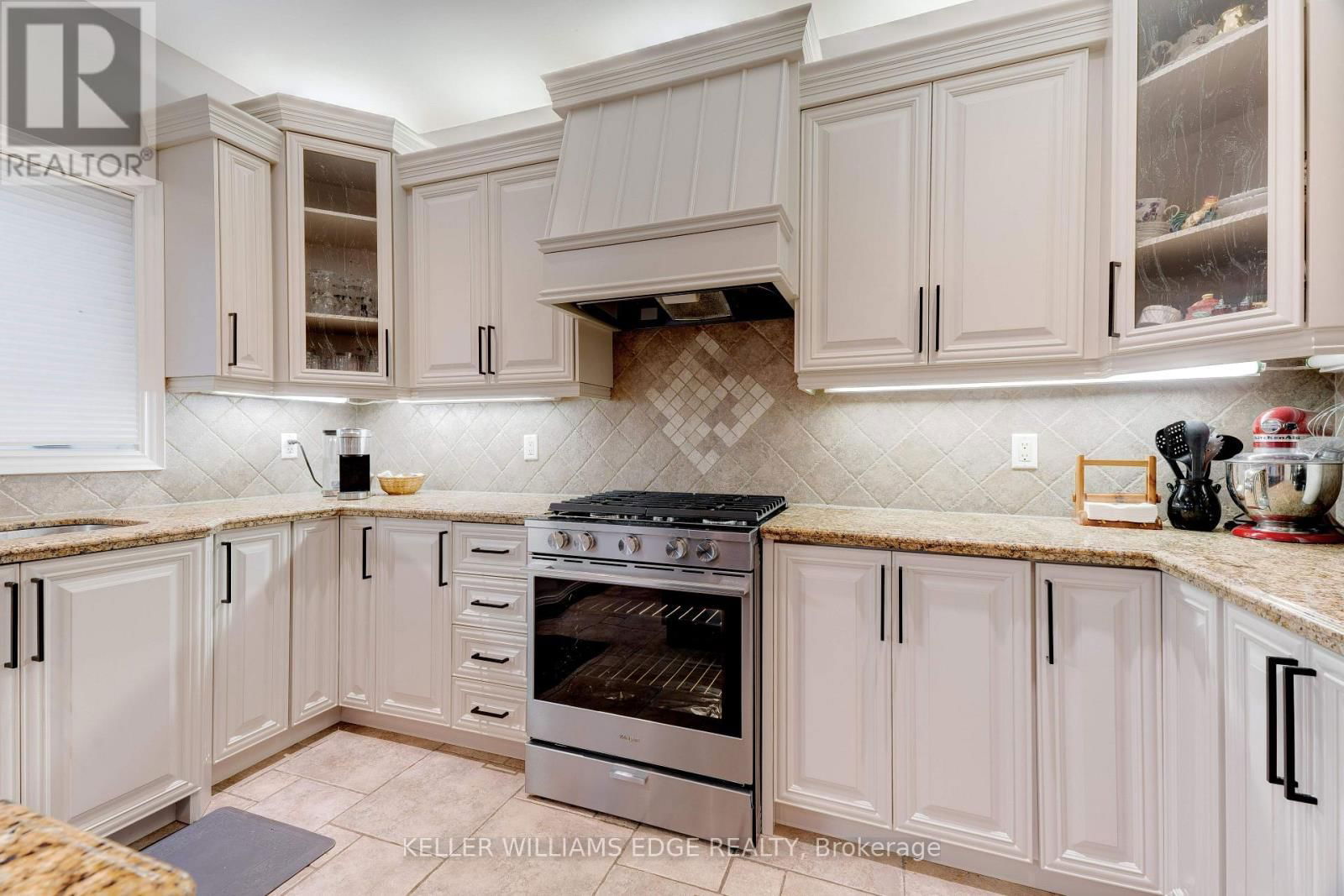 8036 SHERIDAN COURT Image 13