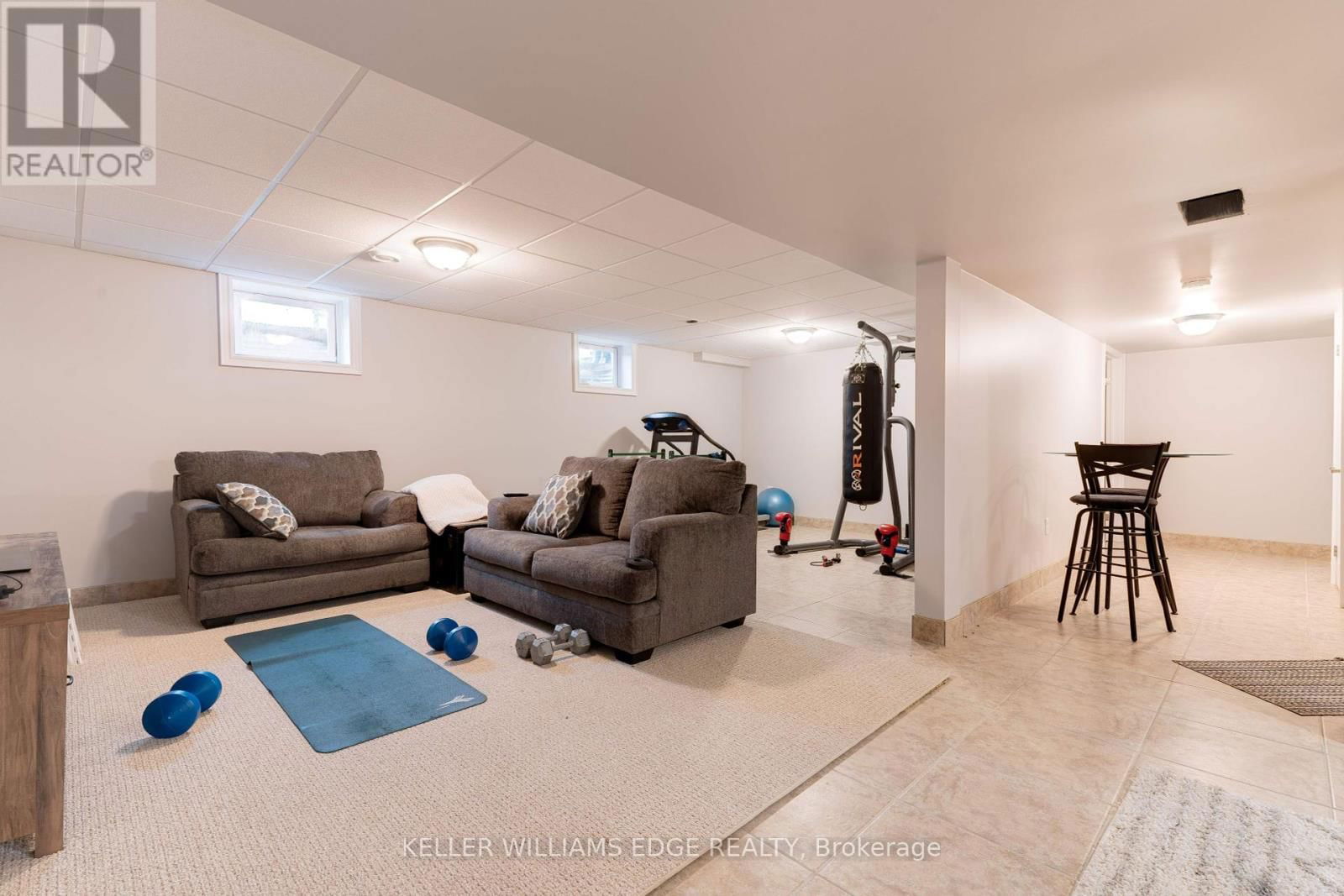 8036 SHERIDAN COURT Image 25