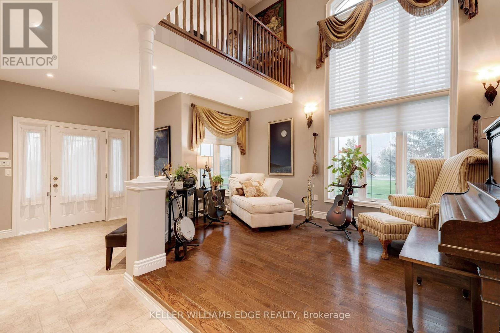 8036 SHERIDAN COURT Image 6