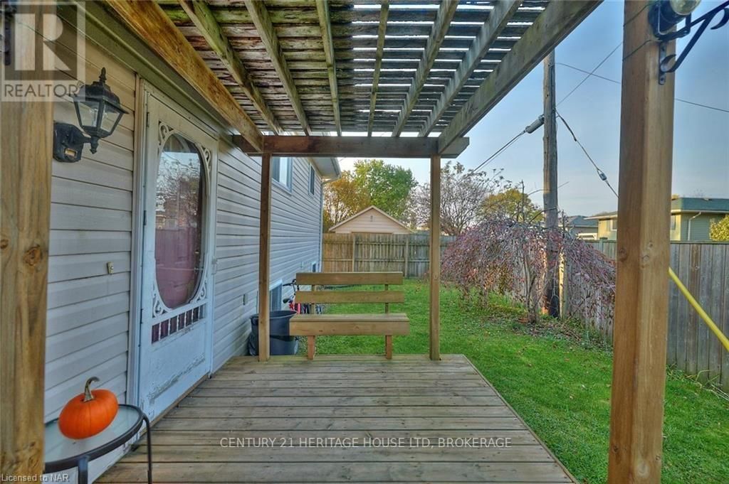 1463 PHILLIPS STREET Image 20