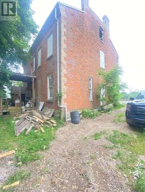 39 FRONT Street N Image 15