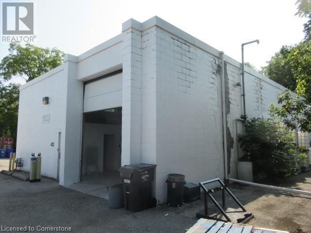 425 ENFIELD Road Image 14