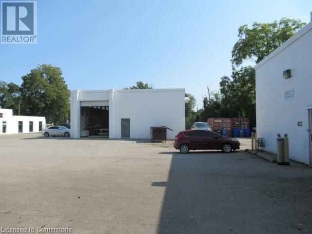 425 ENFIELD Road Image 5