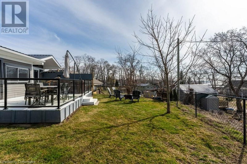 33 DOVER Street  Dunnville, N1A2W6 | Image 42