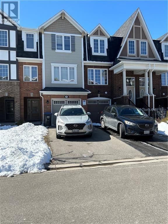 20 VANHORNE Close  Brampton, L7A0X6 | Image 1