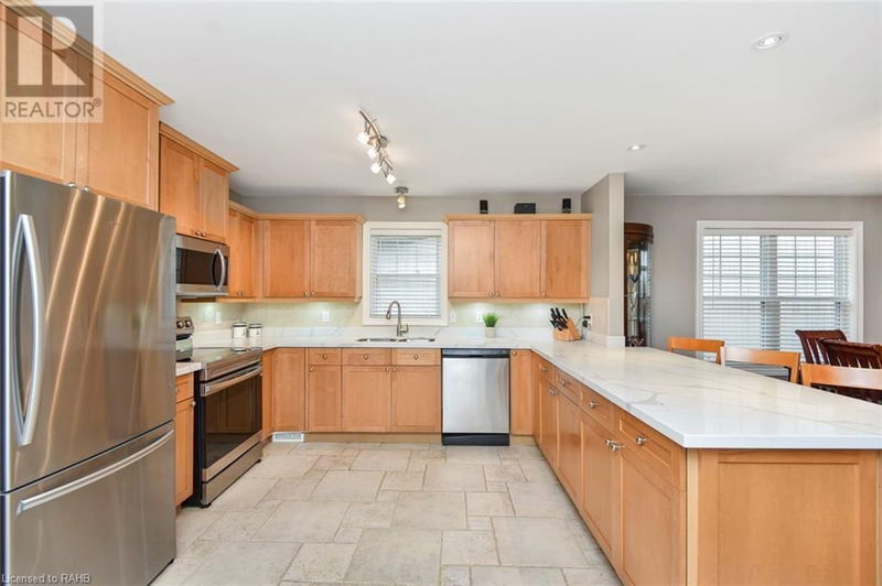 1060 BEACH Boulevard  Hamilton, L8H6Z4 | Image 8