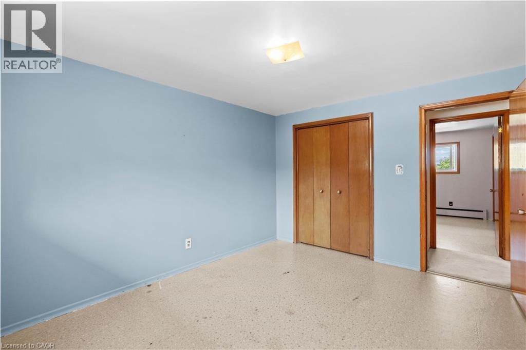 1352 CENTRE ROAD Image 21