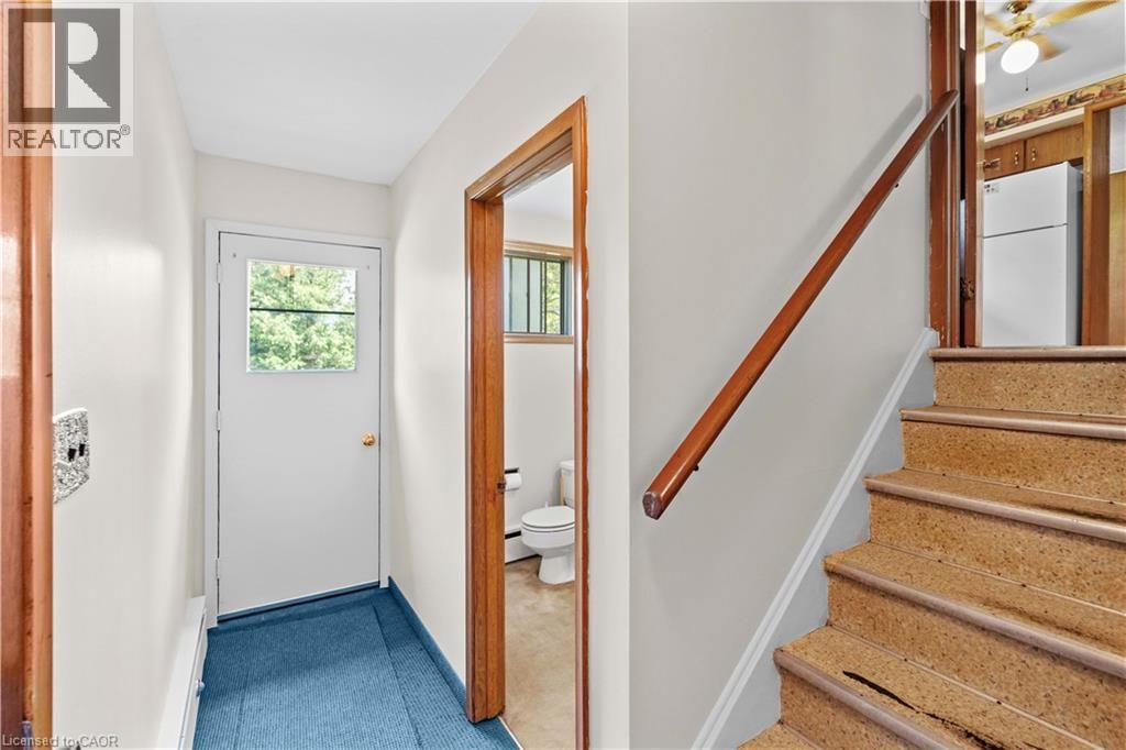 1352 CENTRE ROAD Image 28