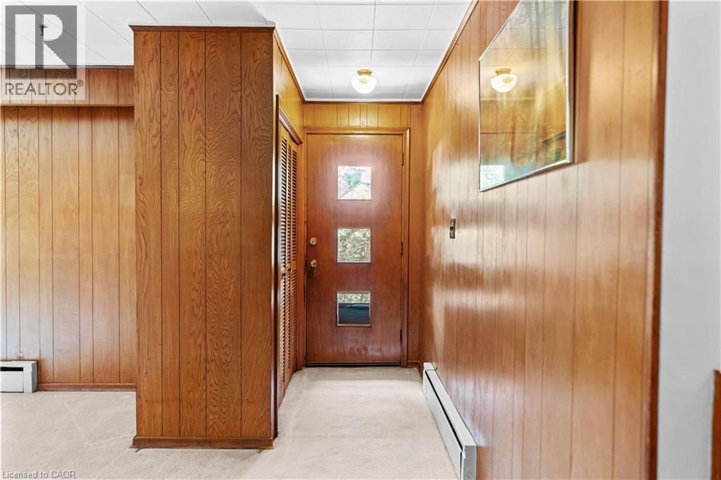 1352 CENTRE ROAD Image 6