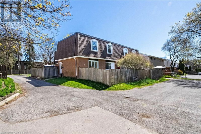 648 FRANCIS Road  Burlington, L7T3X7 | Image 3