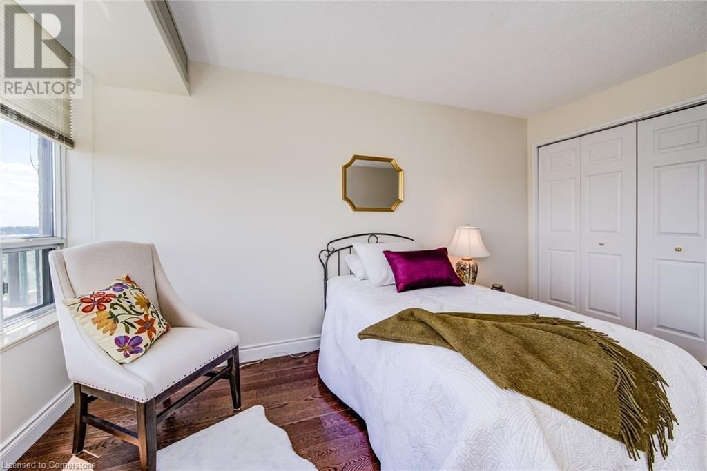 6 WILLOW Street Unit# #1505 Image 30