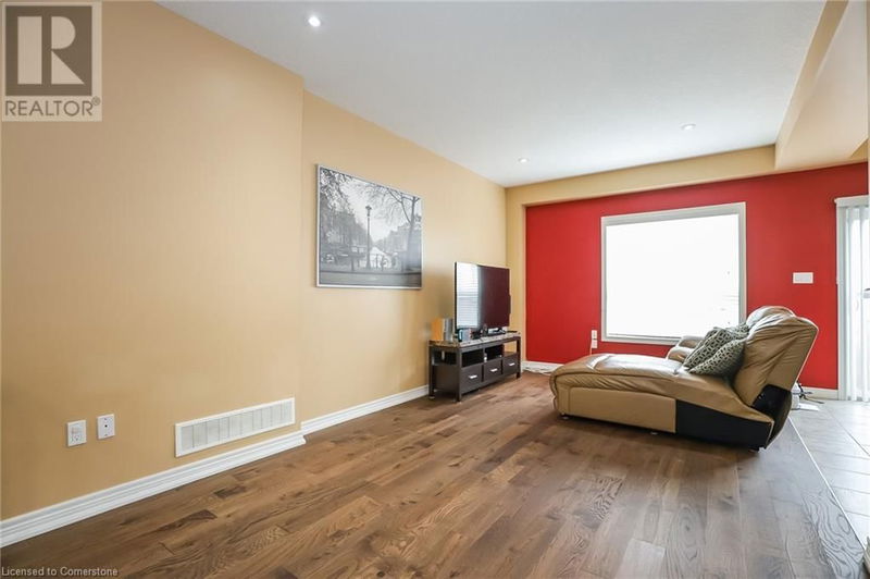 51 REDCEDAR Crescent  Stoney Creek, L8E0G3 | Image 10