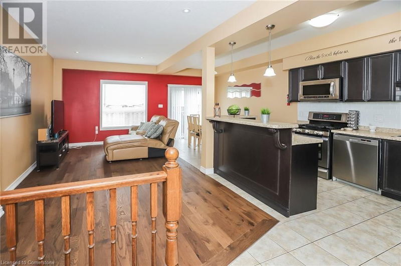 51 REDCEDAR Crescent  Stoney Creek, L8E0G3 | Image 2