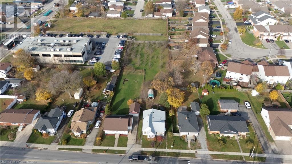 4977 JOHN STREET Image 3