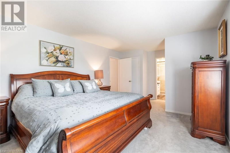 15 PINECREEK Road  Waterdown, L8B0H1 | Image 20