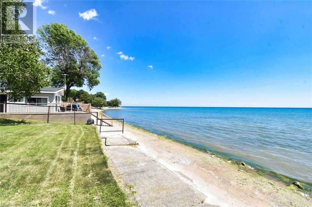 906 LAKESHORE ROAD Image 3