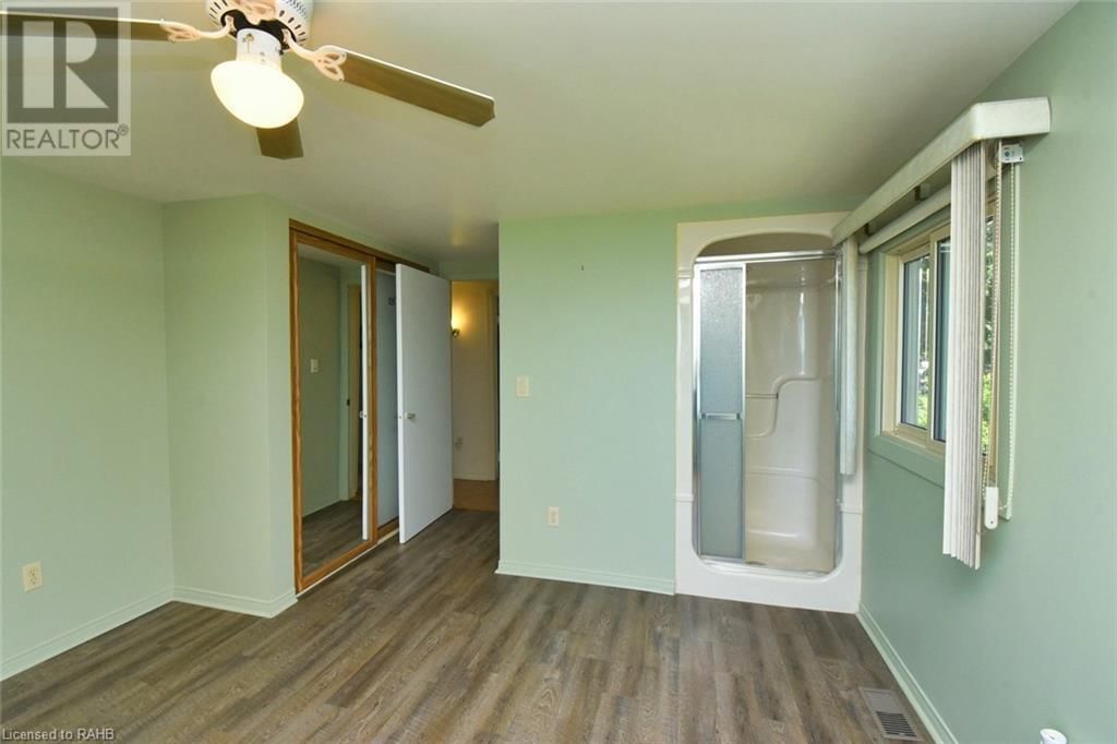 906 LAKESHORE ROAD Image 31
