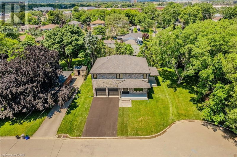 2423 RAYMORE Drive  Burlington, L7R2B4 | Image 3