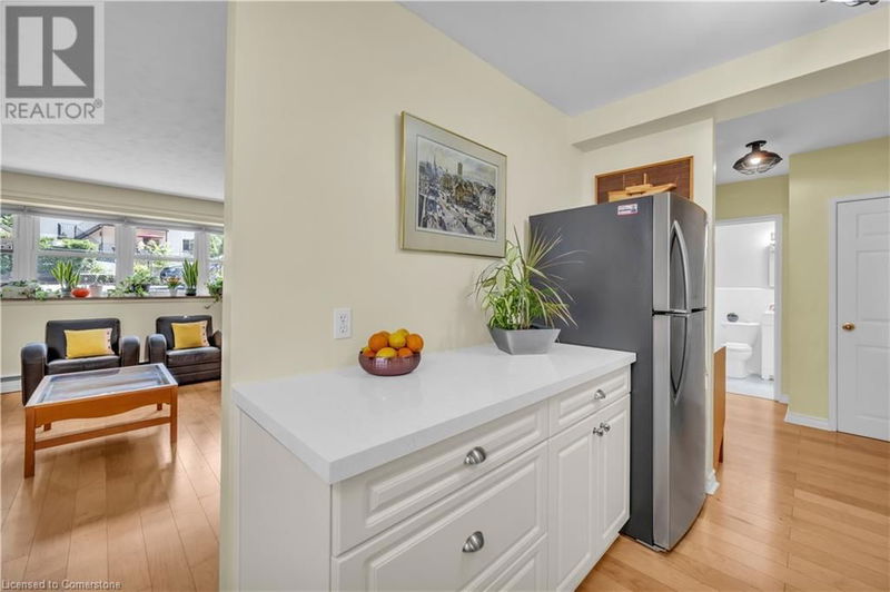 1377 LAKESHORE Road  Burlington, L7S1B1 | Image 10