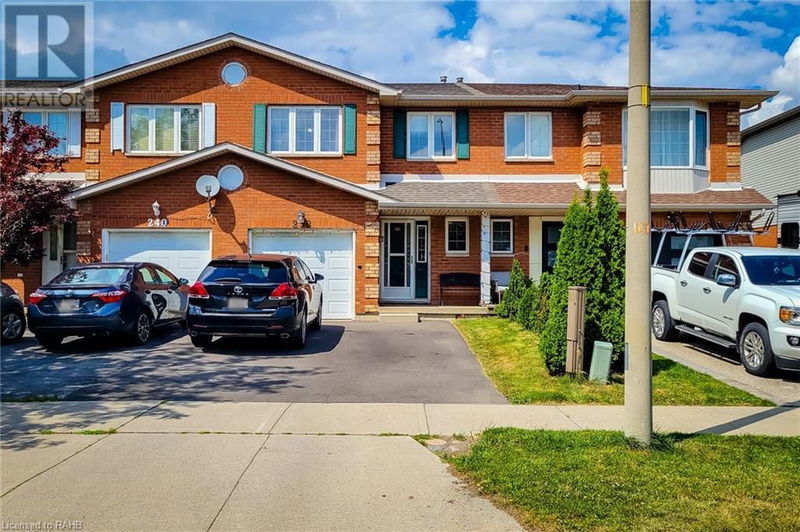 238 CANDLEWOOD Drive  Hamilton, L8J3P6 | Image 1