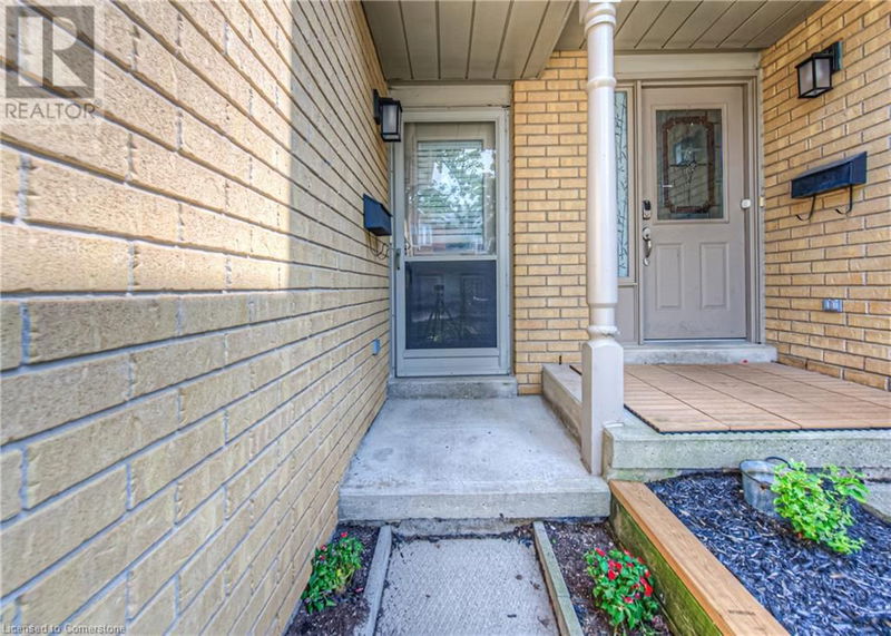 2920 HEADON FOREST Drive  Burlington, L7M4H1 | Image 5