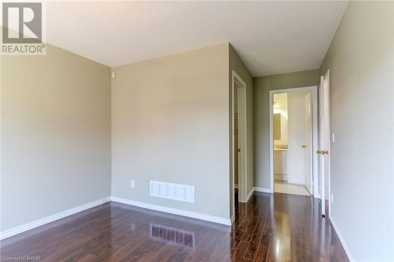 14 COX Boulevard  Markham, L3R4G4 | Image 19