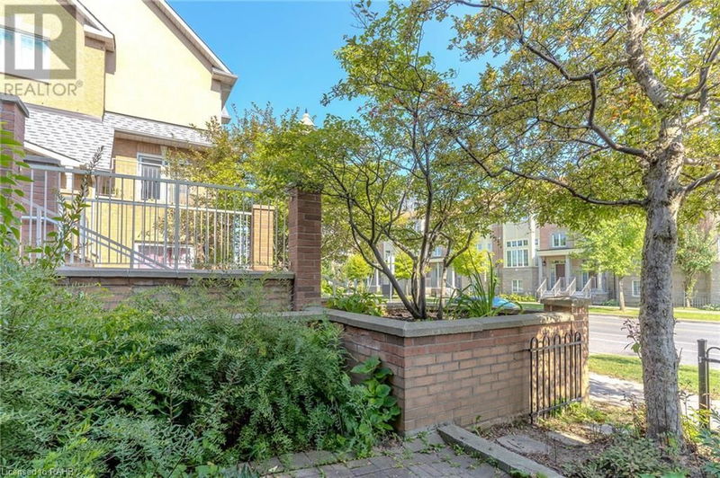 14 COX Boulevard  Markham, L3R4G4 | Image 25