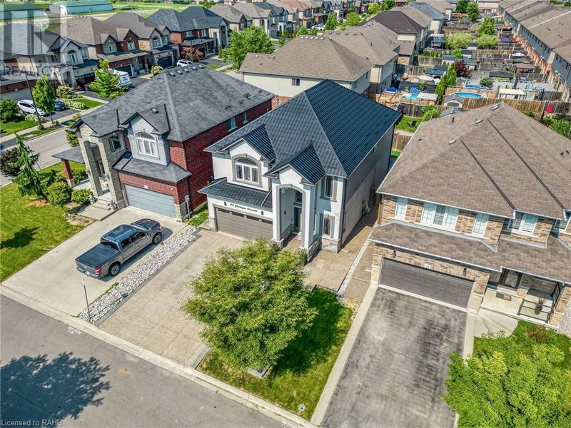 28 GARINGER Crescent  Binbrook, L0R1C0 | Image 2