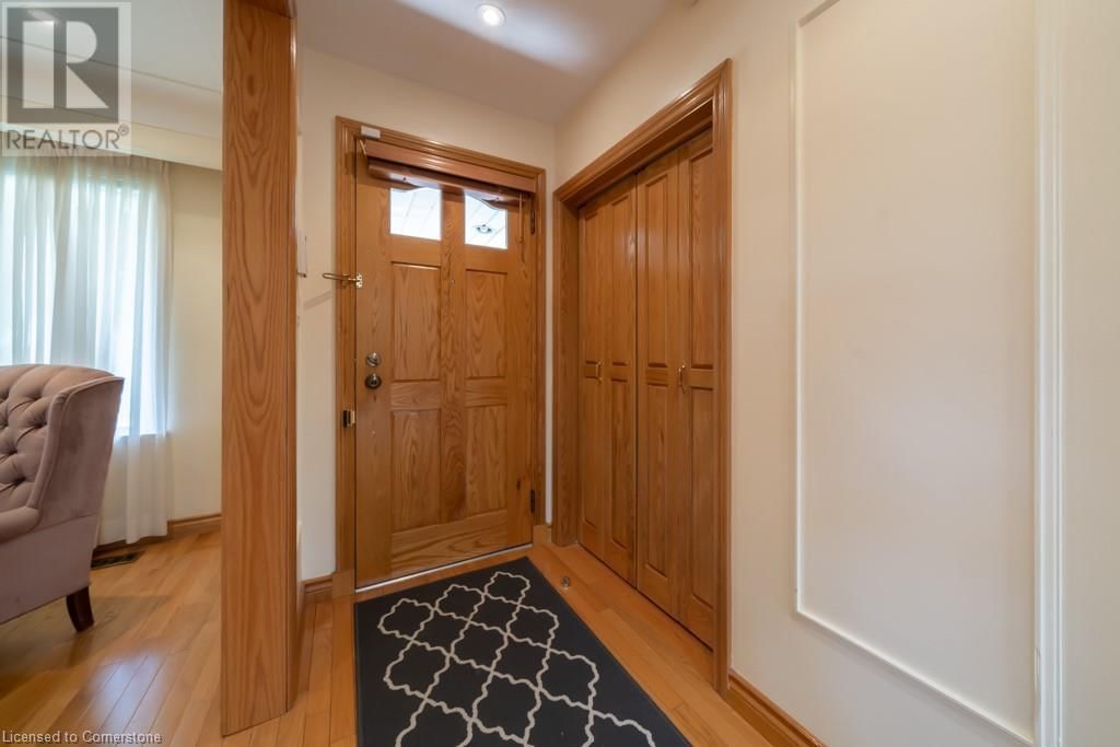 47 WESTMINSTER Avenue Unit# room4 Image 2