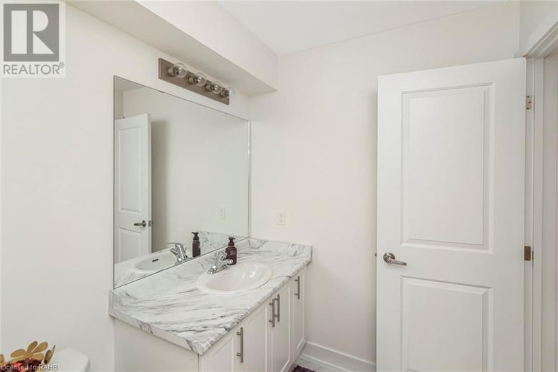 261 Skinner Road  Waterdown, L8B1W6 | Image 20