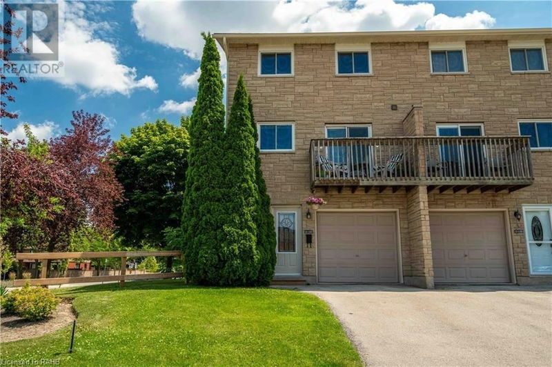 1155 Paramount Drive  Stoney Creek, L8J2N1 | Image 1