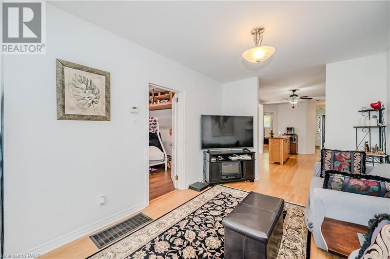 80 EAST 33RD Street  Hamilton, L8V3T2 | Image 9