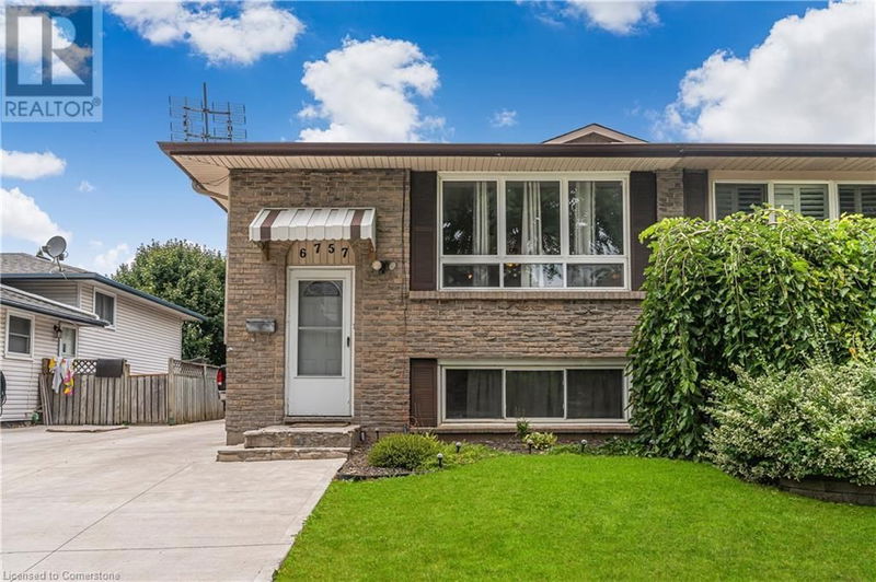 6757 DAWSON Street  Niagara Falls, L2E7B6 | Image 2