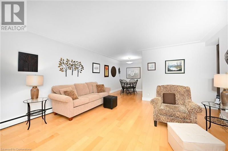 1377 LAKESHORE Road  Burlington, L7S1B1 | Image 19