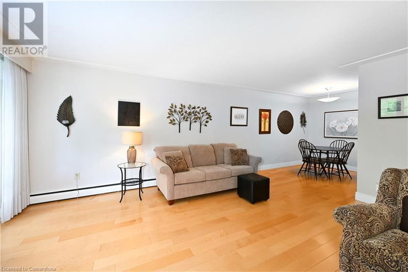 1377 LAKESHORE Road  Burlington, L7S1B1 | Image 20