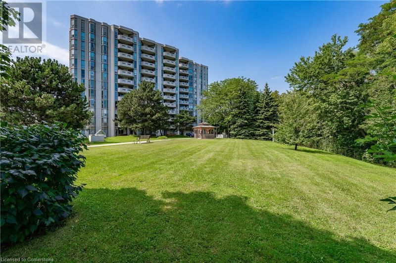 5090 PINEDALE Avenue  Burlington, L7L3V8 | Image 48