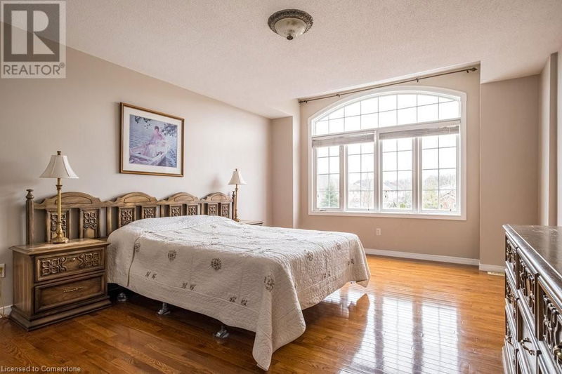 522 STONEHENGE Drive  Ancaster, L9K1S7 | Image 23