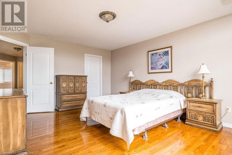 522 STONEHENGE Drive  Ancaster, L9K1S7 | Image 26