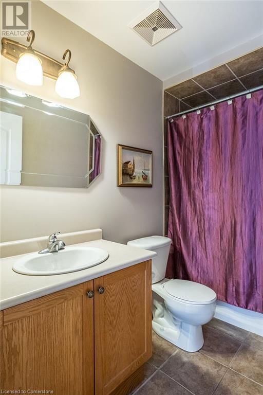 522 STONEHENGE Drive  Ancaster, L9K1S7 | Image 34